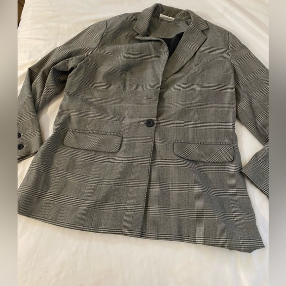 Grey Plaid Blazer - Picture 2 of 4